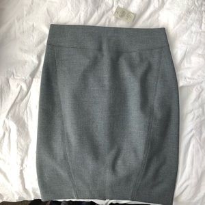 NWT Ann TAylor Loft pencil grey skirt sz 00P
